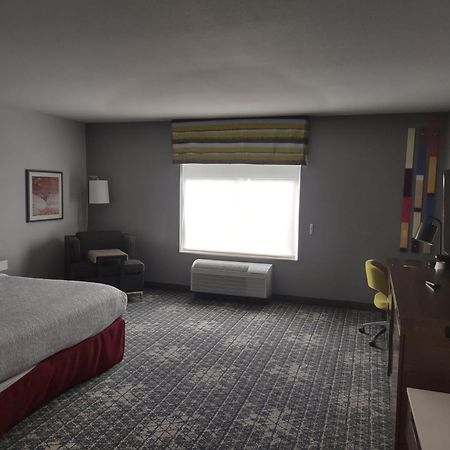 Hampton Inn & Suites Pittsburgh New Stanton Pa Exteriér fotografie