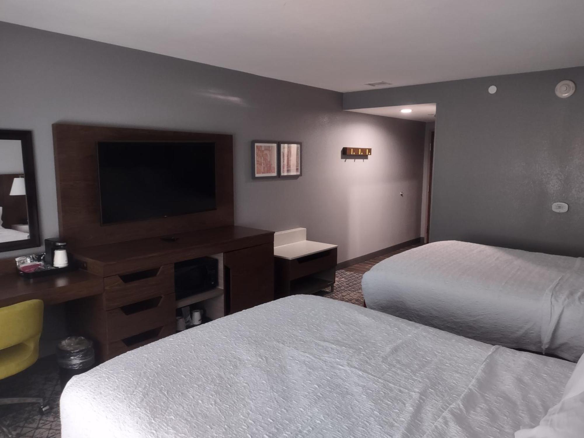 Hampton Inn & Suites Pittsburgh New Stanton Pa Exteriér fotografie